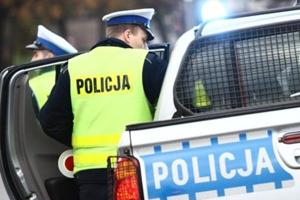 Права є в іноземців у Польщі під час затримання поліцейськими