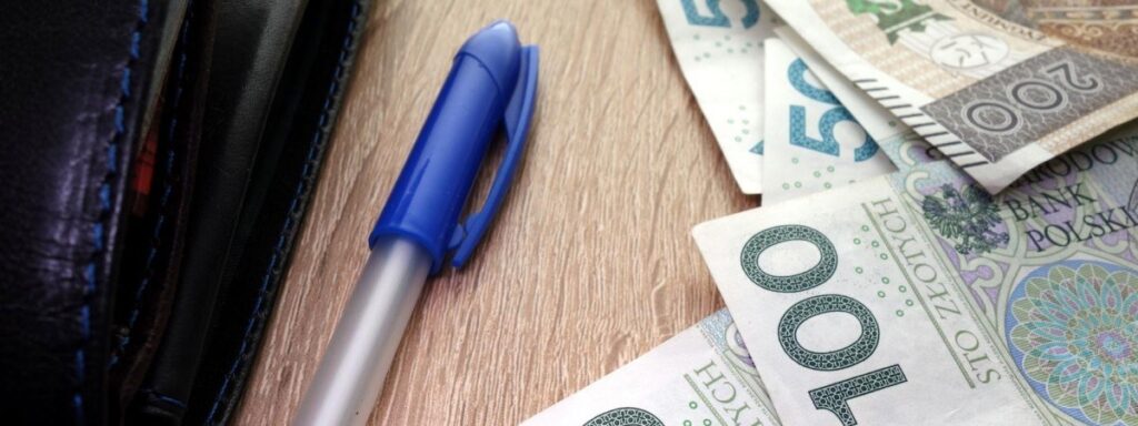 Як подати заяву про підвищення зарплати в Польщі