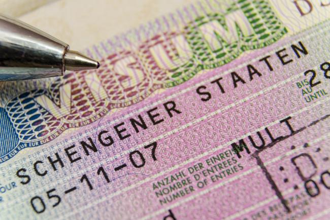 Німецька національна віза в паспорті