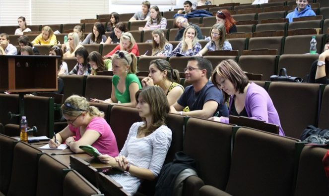 Фінансова підтримка студентів в Чехії
